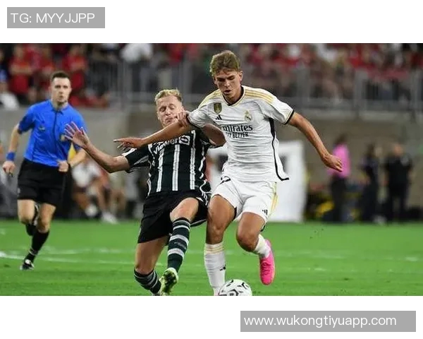 达拉斯球迷怒斥尼科成过街老鼠只因他让所有人失望 达拉斯球迷怒斥尼科成过街老鼠只因他让所有人失望