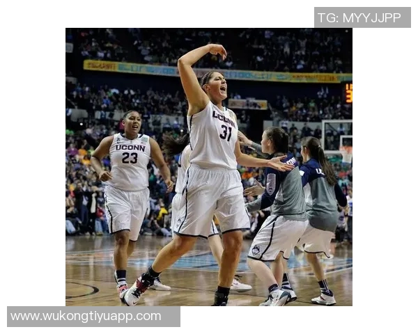 南加大与康涅狄格女篮对决全员穿科比球鞋展现致敬精神与团结力量