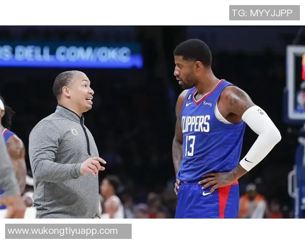 曼恩半场表现惊艳五投全中三分两中助球队取得领先